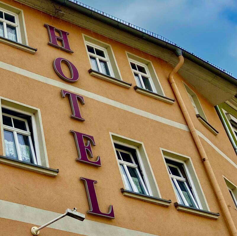 Hotel in der Eisenberger Innenstadt