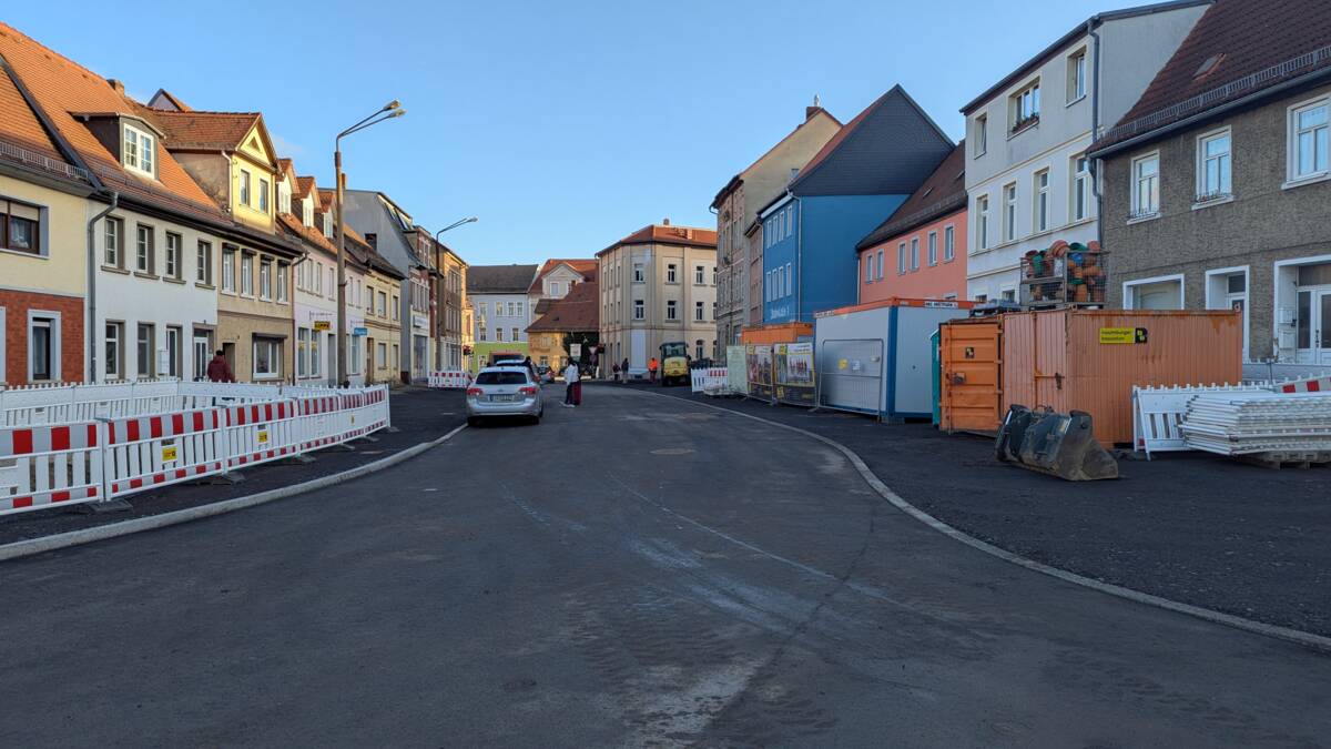 Fertiger Asphalt am Roßplatz