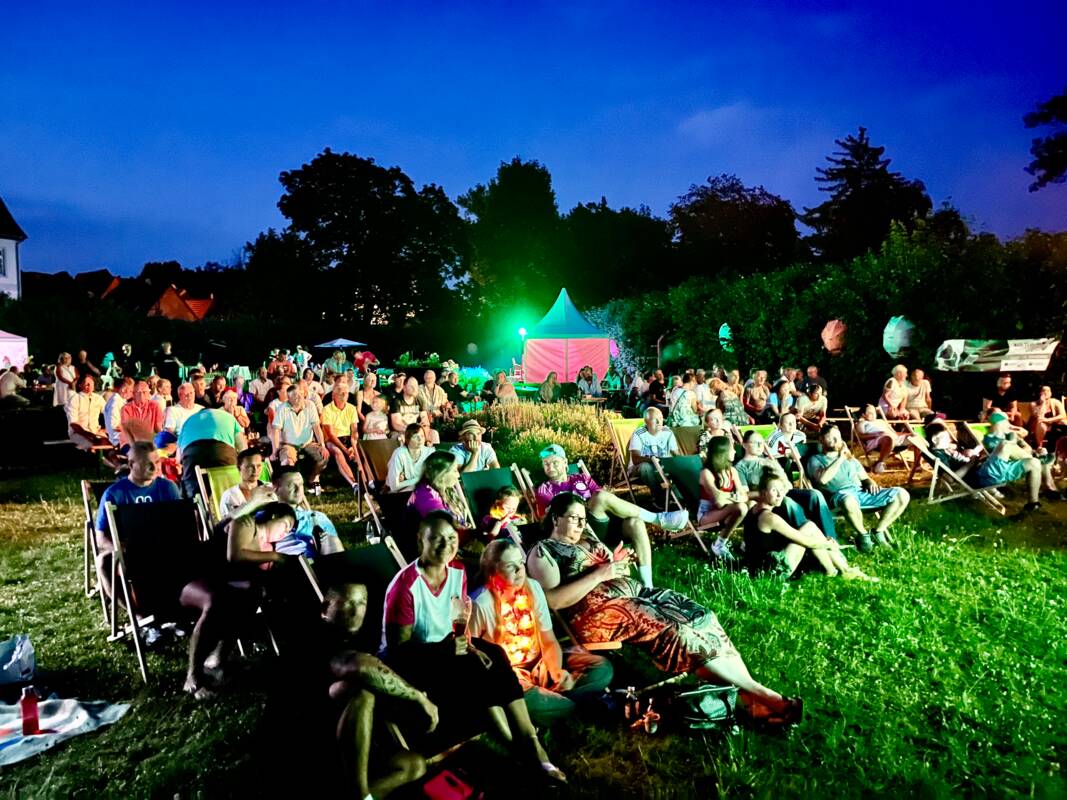 Impression vom Sommernachtsabend im Schlossgarten